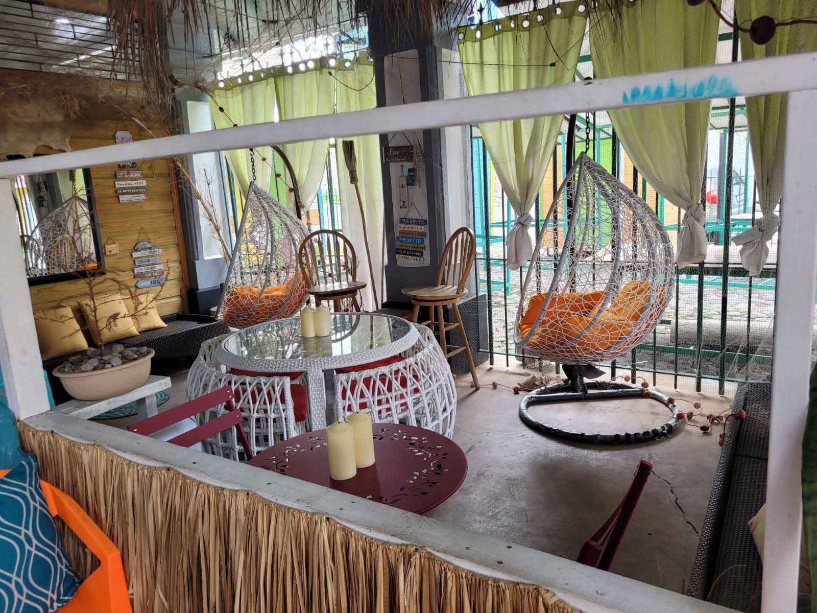The Beach Breakfast Bar