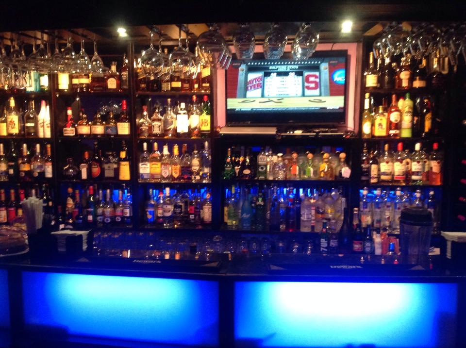 Escape | Bar & Grill