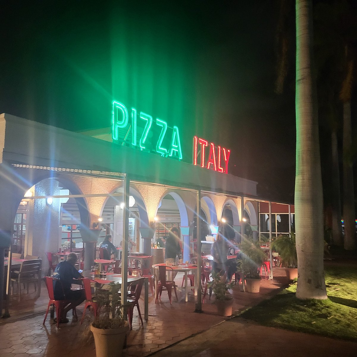 Pizza Italy — best for true Napoli-style pizza