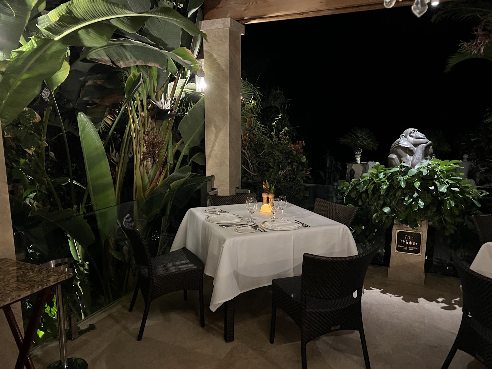 Julian’s: A Tropical French Bistro